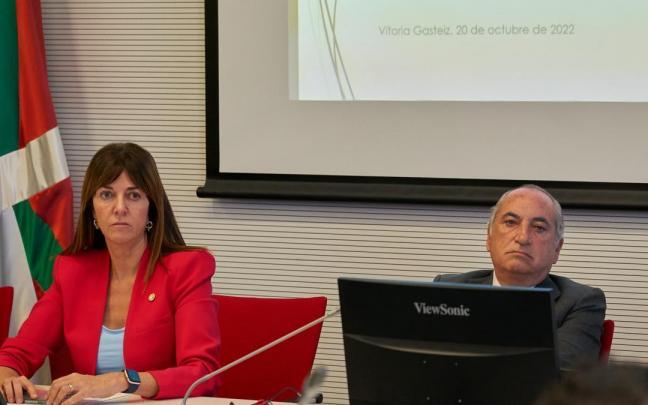 Idoia Mendia e Iñaki Arriola presentan el Plan Interinstitucional de Inversiones Estratégicas (PIIE).