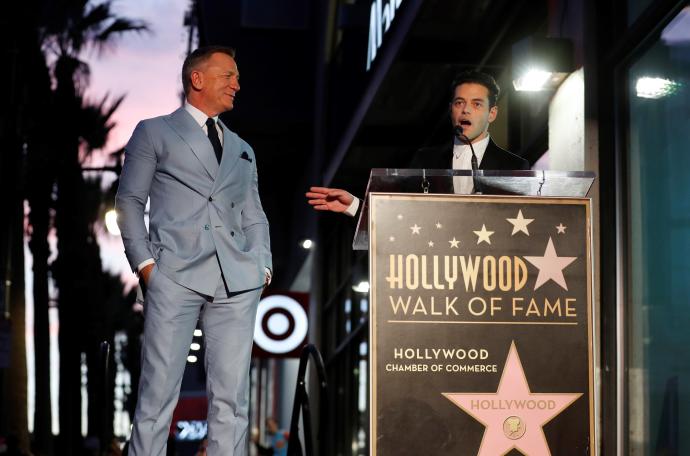 Daniel Craig durante la inauguración de su estrella en el Paseo de la Fama de Hollywood.