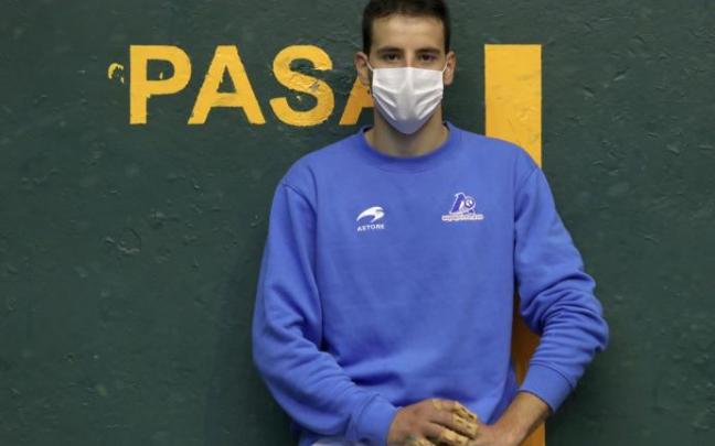 Darío Gómez. Darío Gómez.