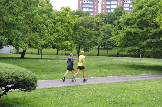 Bizkaia continúa en amarillo con una incidencia de 152,04