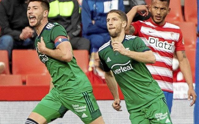 Euforia desatada de David García tras el gol que marcó el pasado domingo en Granada, el primero de la victoria por 0-2 de Osasuna.