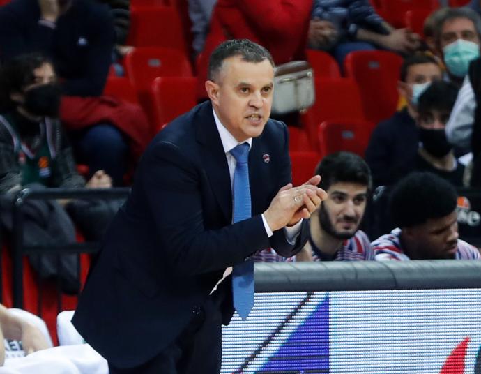 David Gil, segundo entrenador del Bitci Baskonia, durante el partido de la Liga Endesa ante el Casademont Zaragoza.