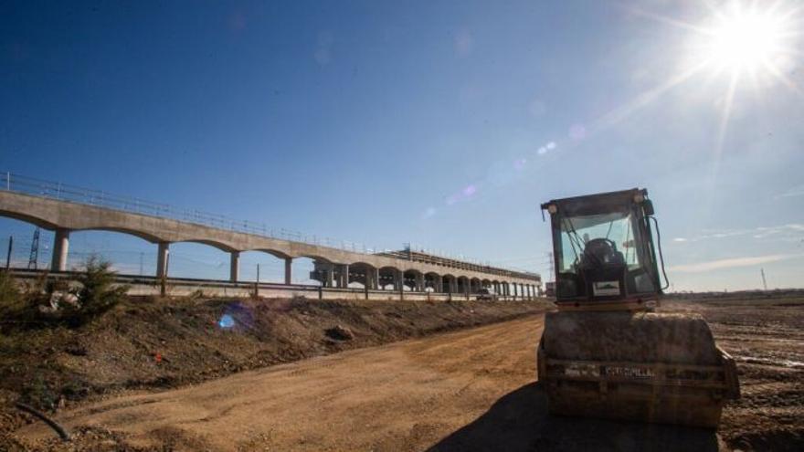 Obras del TAV a su paso por Marcilla.