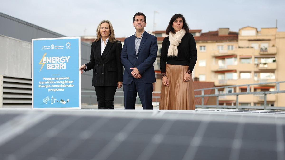 Otra imagen de la visita a la sede del Centro de Gestión de Emergencias-SOS Navarra.