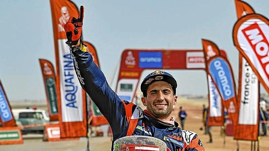 Kevin Benavides, ganador en motos. | FOTO: AFP
