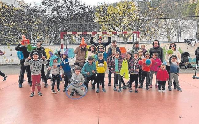Participantes en la edición de Brinka! en los centros de Estella. Participantes en la edición de Brinka! en los centros de Estella.