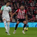 Mikel Vesga, en el derbi del lunes ante Osasuna