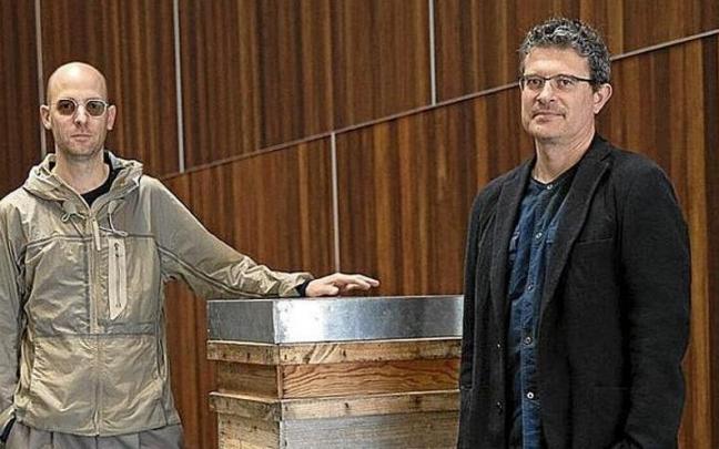 Carlos Irijalba y Asier Mendizabal. | FOTO: DIARIO DE NOTICIAS