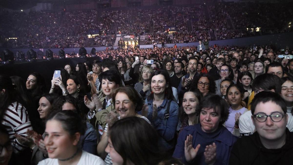 El p&uacute;blico ha vuelto este a&ntilde;o a disfrutar de la cultura sin mascarillas y con megaeventos como el que ofreci&oacute; Izaro en el Vel&oacute;dromo de Anoeta.