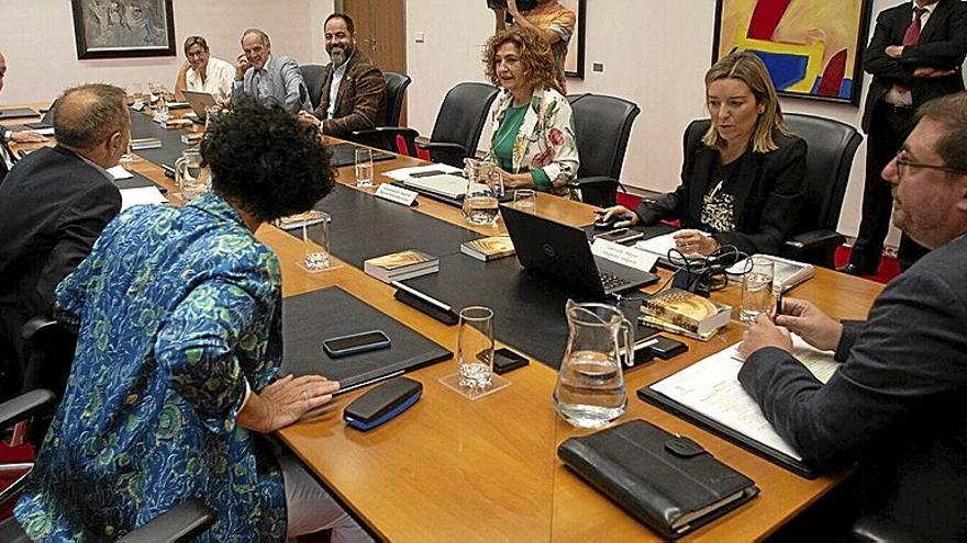 Reunión de la Mesa y Junta de Portavoces del Parlamento de Navarra.