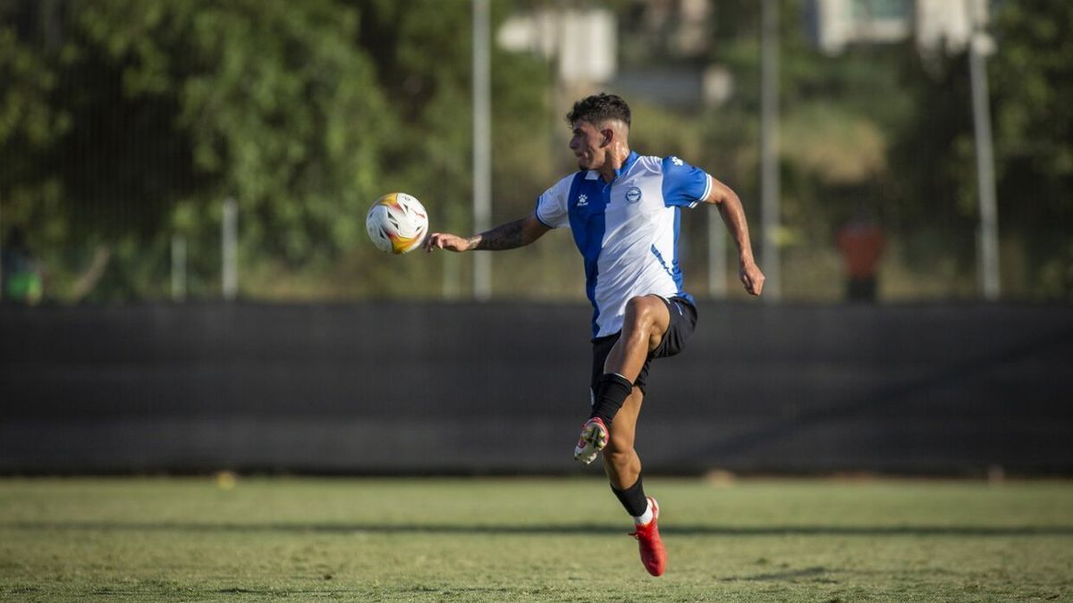 Javi López, durante la última pretemporada del Alavés.
