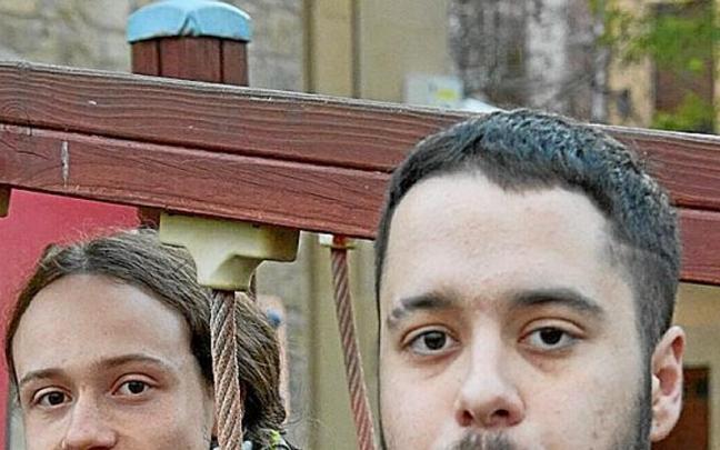 “Escúpete un poco a ti también, hazte un poco de autocrítica, que está guapo, esa es la gracia”