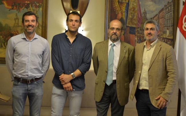 El Club Cocherito organiza un coloquio para valorar los carteles de la feria taurina de Aste Nagusia