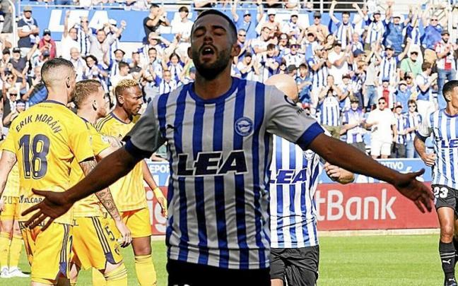 Rioja volvió a ser un puñal por la banda izquierda y, además, estuvo atinado de cara al gol. Rioja volvió a ser un puñal por la banda izquierda y, además, estuvo atinado de cara al gol.