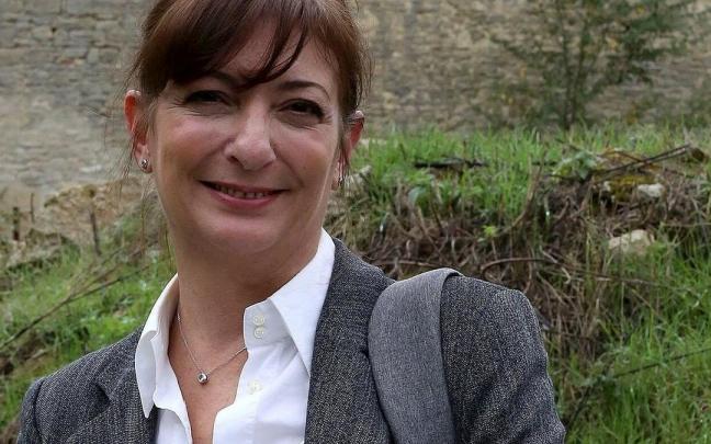 Carmen Usúa Saavedra, restauradora de Patrimonio Carmen Usúa Saavedra, restauradora de Patrimonio