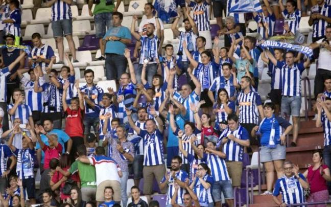 Seguidores babazorros en un partido del Alavés como visitante.