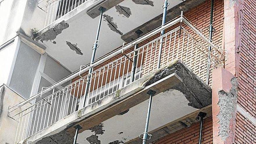 Los tres edificios de la calle Amara se derribar&aacute;n y se realojar&aacute; a 19 vecinos