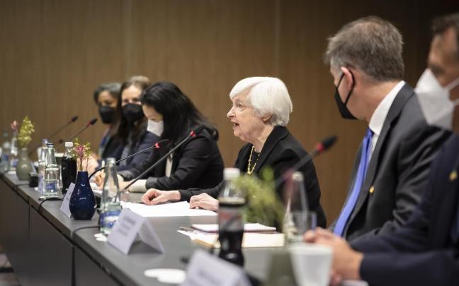 La secretaria del Tesoro, Janet Yellen, interviene durante la reunión de su departamento. La secretaria del Tesoro, Janet Yellen, interviene durante la reunión de su departamento.