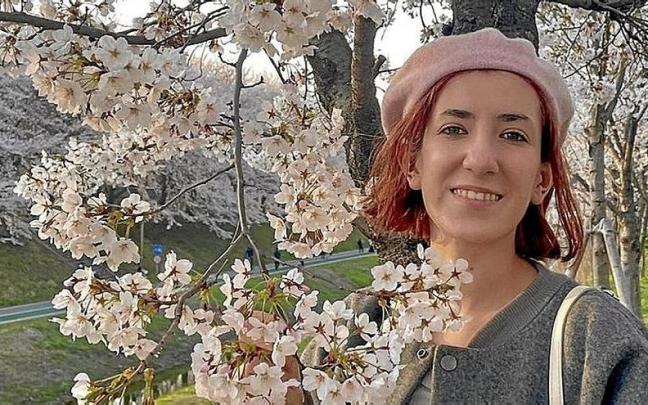 Ainhoa Zaldua, en el festival de los cerezos en flor. | FOTO: N.G. Ainhoa Zaldua, en el festival de los cerezos en flor. | FOTO: N.G.