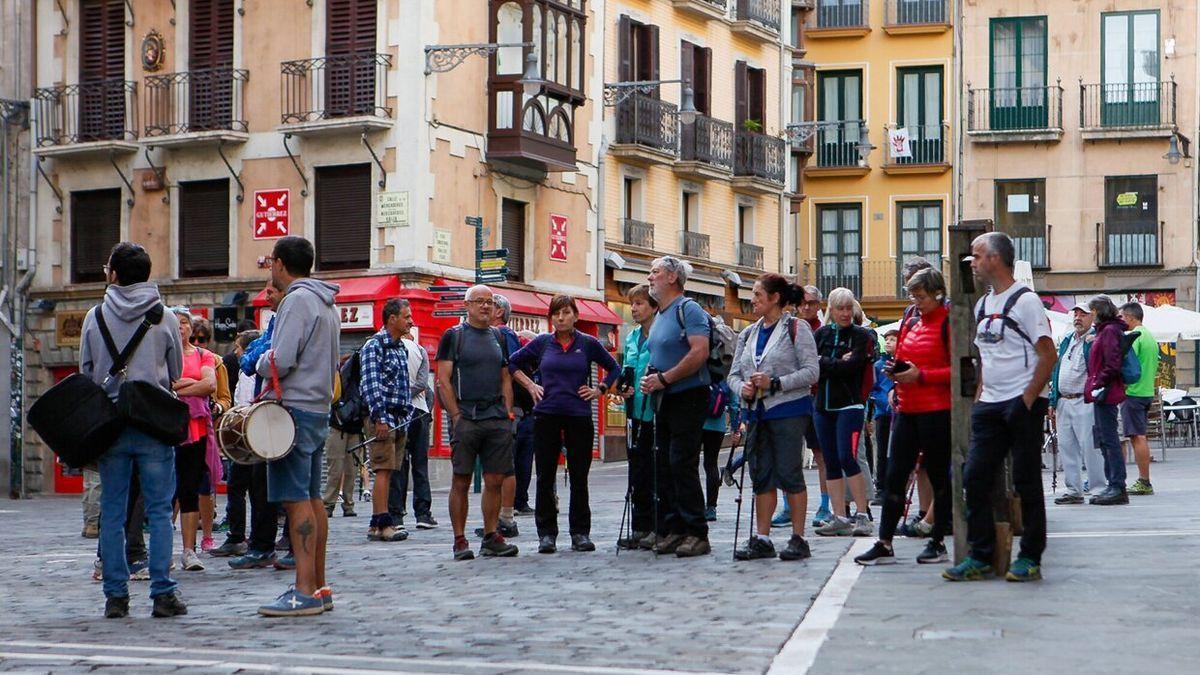 Participantes de la 27ª edición de la Marcha a San Cristóbal