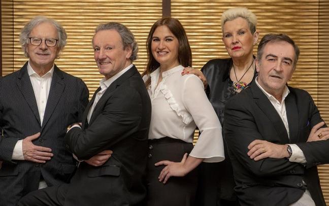 Imagen de los actuales integrantes de Mocedades.