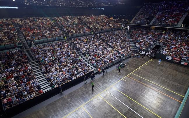 Final de pelotamano en el Navarra Arena. Final de pelotamano en el Navarra Arena.