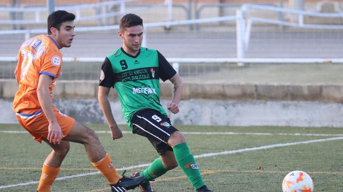 Lance del partido de Tercera RFEF, Beti Onak-Peña Sport.