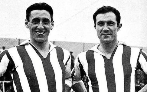 Ciriaco Errasti (izda.) y Jacinto Quincoces (dcha.) comenzaron a jugar juntos oficialmente en el Deportivo Alavés el 4 de octubre de 1925. Después lo harían con la Selección de España y en el Real Madrid. Fotografía: Archivo la familia Quincoces