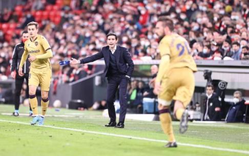 Marcelino, en un momento del partido.