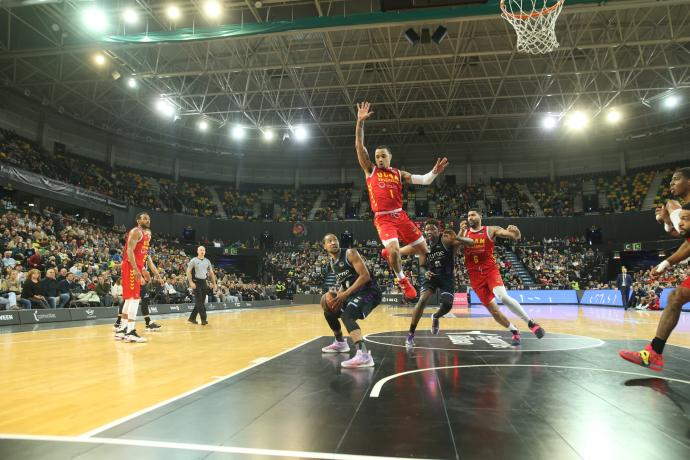 Goudelock hace volar a David dentro de la zona murciana.