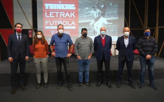 Celebración de la tercera jornada de esta edición del Thinking, Letras y Fútbol. Celebración de la tercera jornada de esta edición del Thinking, Letras y Fútbol.