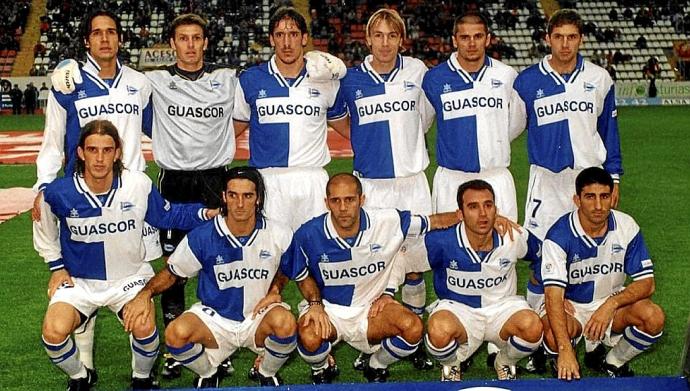 28 de noviembre de 2001. El Molinón. Sporting de Gijón 2-0 Deportivo Alavés. De pie (izda. a dcha.): Astudillo, Martín Herrera, Téllez, Witschge, Vucko y Geli. Agachados (izda. a dcha.): Iván Alonso, Llorens, Karmona, Pablo Gómez y Turiel.