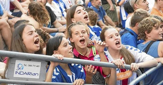 2 de agosto de 2018 presentación del Deportivo Alavés en la Plaza de los Fueros de Vitoria para la temporada 2018-19. Foto: Archivo DNA