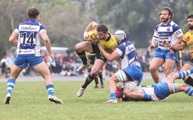 El Getxo Rugby logró reunir a más de mil aficionados en Fadura para presenciar su duelo ante el Pasek Belenos.
