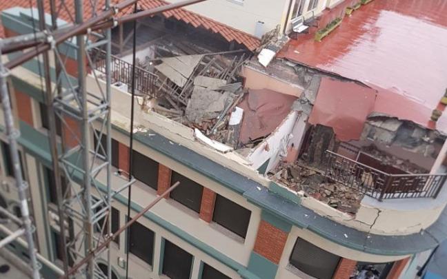 El derrumbe se ha producido en la azotea del colegio San Vicente de Paul El derrumbe se ha producido en la azotea del colegio San Vicente de Paul