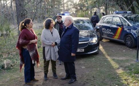 Escena de 'Desaparecidos. La serie', con Elvira Mínguez y Juan Echanove.