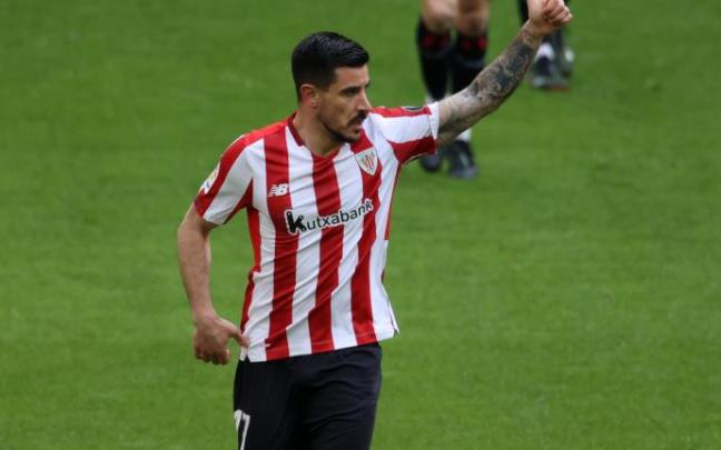 Yuri Berchiche hace un gesto durante el derbi ante el Eibar en San Mamés el pasado 20 de marzo. Yuri Berchiche hace un gesto durante el derbi ante el Eibar en San Mamés el pasado 20 de marzo.