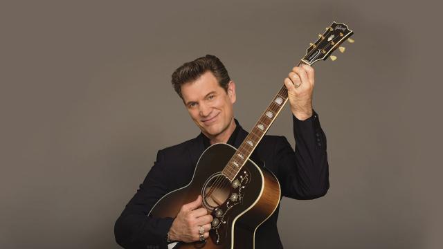 Chris Isaak actuará en el Bilbao Arena el 24 de junio Chris Isaak actuará en el Bilbao Arena el 24 de junio