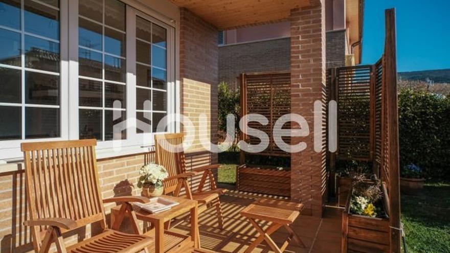 Chalet con parcela en venta en Agoitz