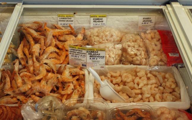 Varios tipos de marisco congelado Varios tipos de marisco congelado