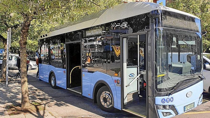 Autobús de Zarautz, cuya flota quieren electrificar gracias a los fondos europeos. | FOTO: ZARAUZKO UDALA