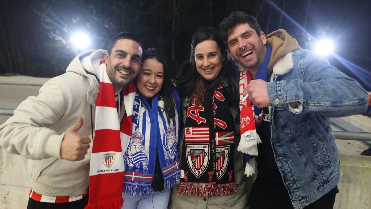 Gran ambiente en la previa del Real Sociedad - Athletic