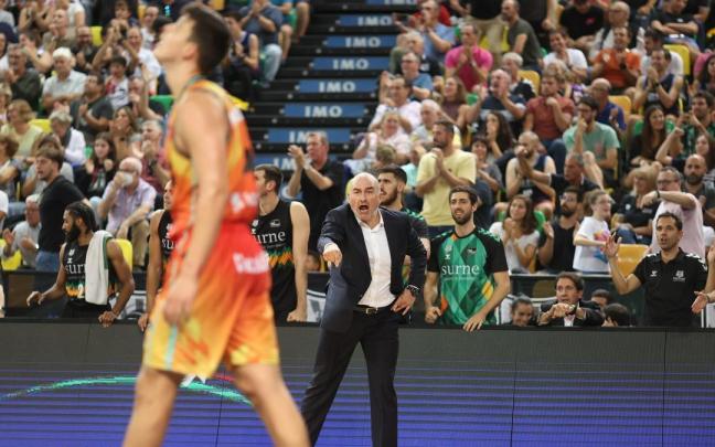 Ponsarnau durante el partido del Bilbao Basket del pasado domingo ante el Valencia
