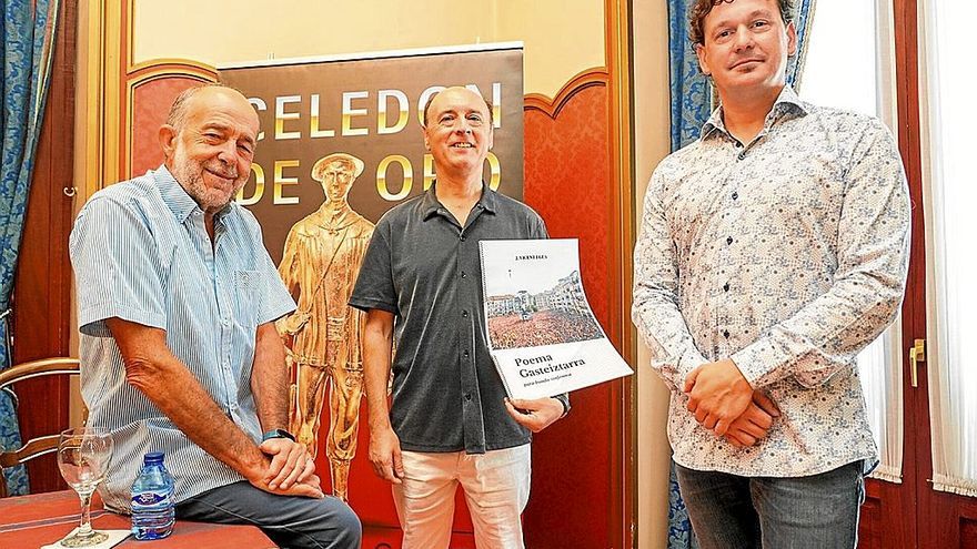 Vicente Egea, Luis Orduña y Vélez de Mendizábal en la presentación de ‘Poema Gasteiztarra’. | FOTO: JORGE MUÑOZ