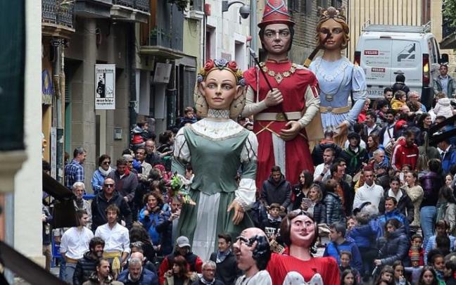 Los gigantes del Casco Viejo, en la celebración del Día del Barrio de 2019.