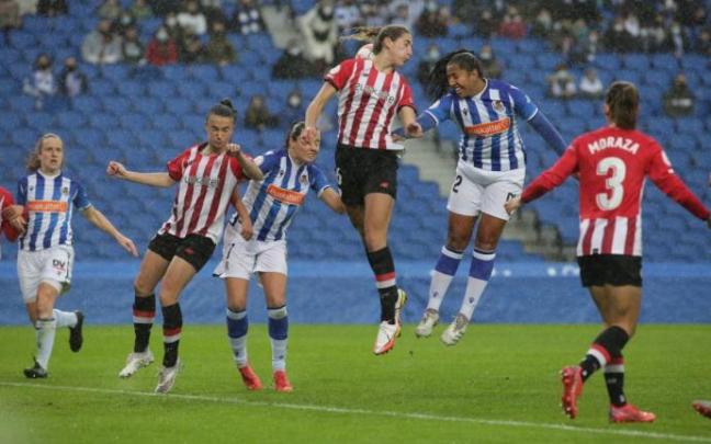 El Athletic, falto de gol, no ha podido con el orden de la Real