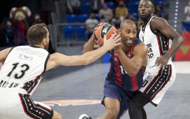 Partido entre Baskonia y Armani Milan en el Buesa Arena