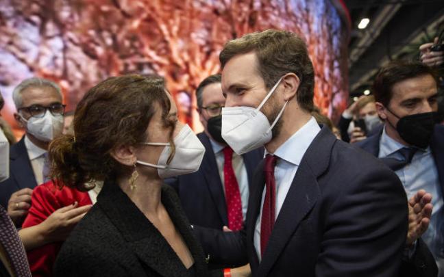 Isabel Díaz Ayuso junto a Pablo Casado.