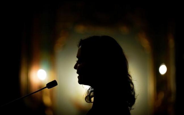 La presidenta madrileña, Isabel Díaz Ayuso, en un acto sobre economía y longevidad. La presidenta madrileña, Isabel Díaz Ayuso, en un acto sobre economía y longevidad.