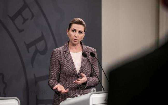La primer ministro de Dinamarca, Mette Frederiksen, explica la vuelta a las restricciones La primer ministro de Dinamarca, Mette Frederiksen, explica la vuelta a las restricciones